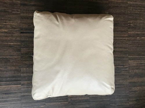 Leder kissen ligne roset - leder-kissen,,